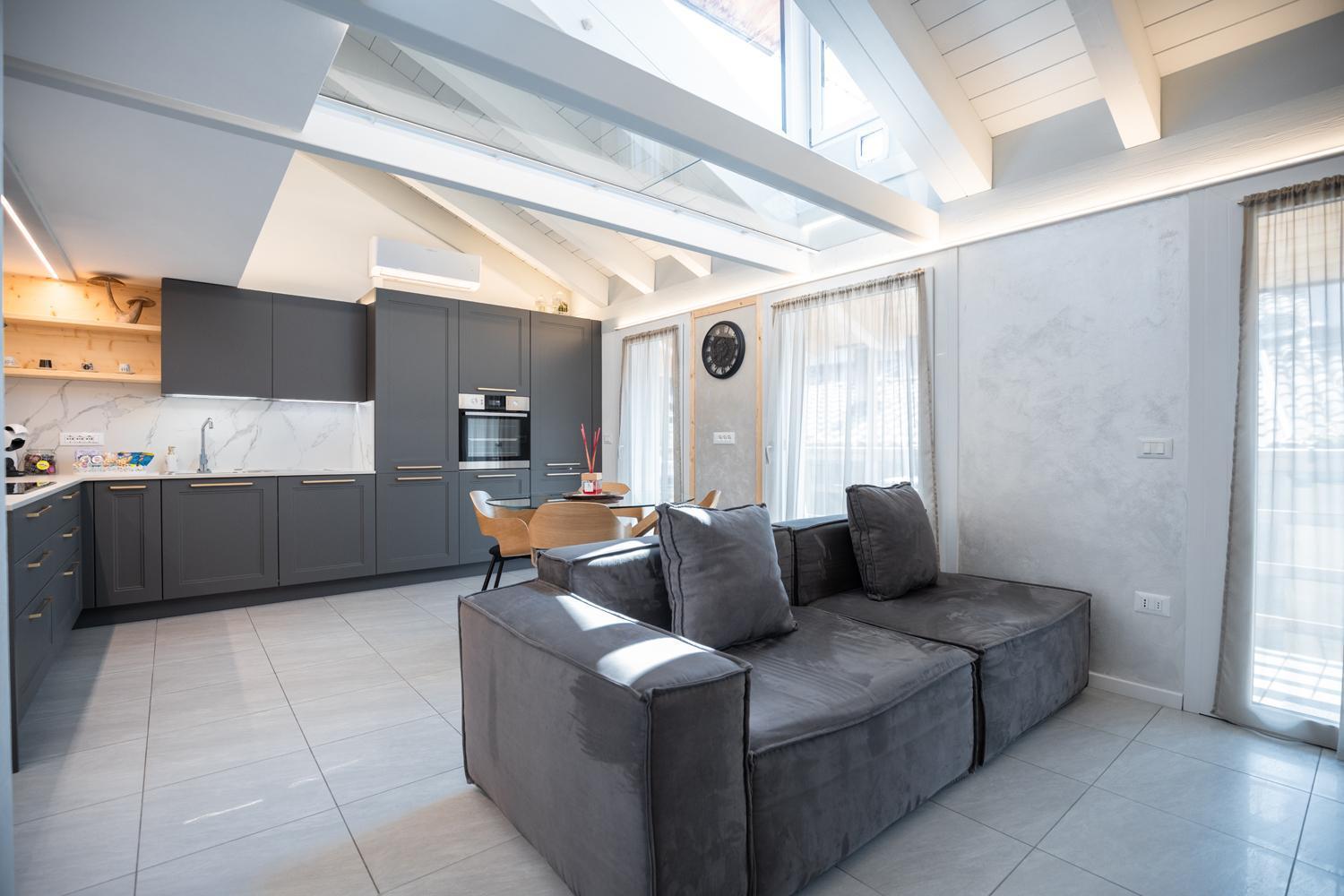 Es Rooms And Apartments Torbole Sul Garda Buitenkant foto