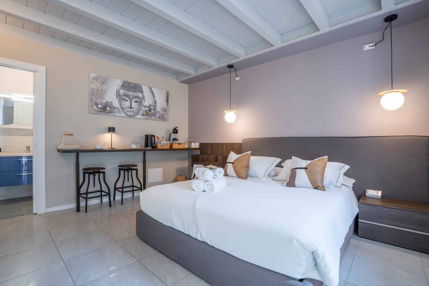Es Rooms And Apartments Torbole Sul Garda Buitenkant foto