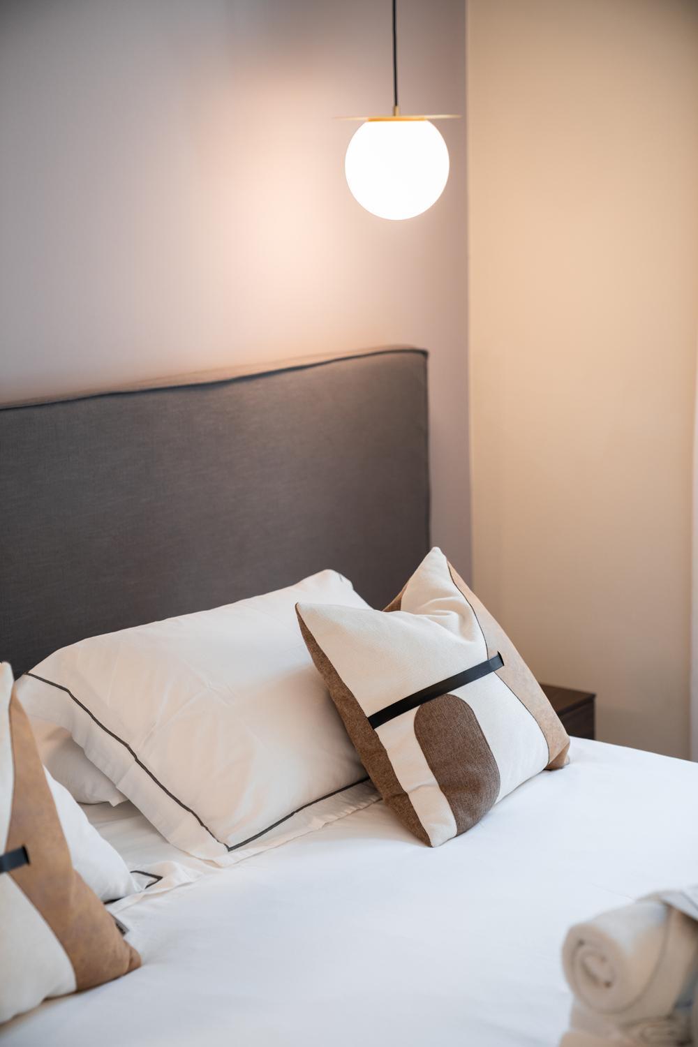 Es Rooms And Apartments Torbole Sul Garda Buitenkant foto