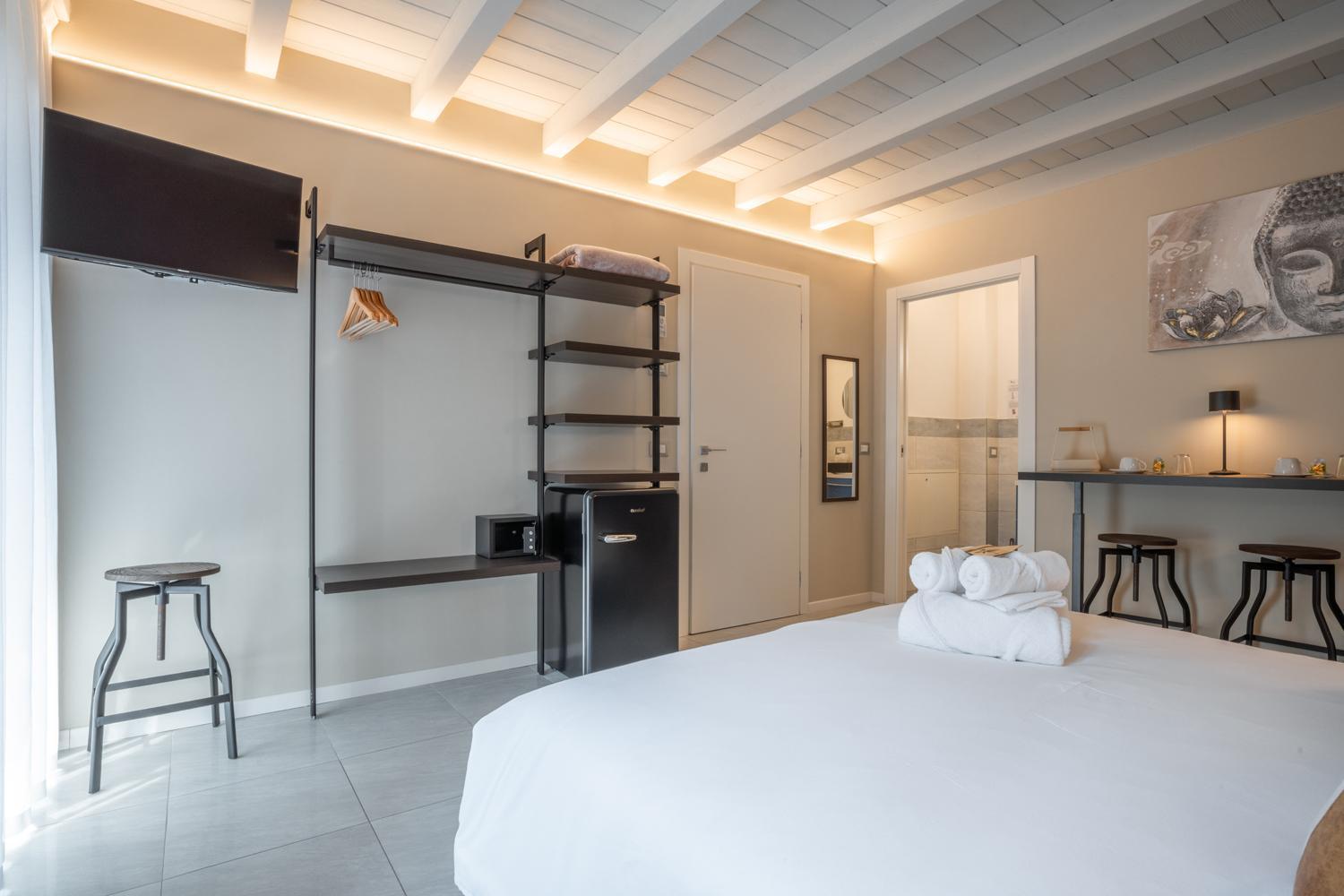 Es Rooms And Apartments Torbole Sul Garda Buitenkant foto